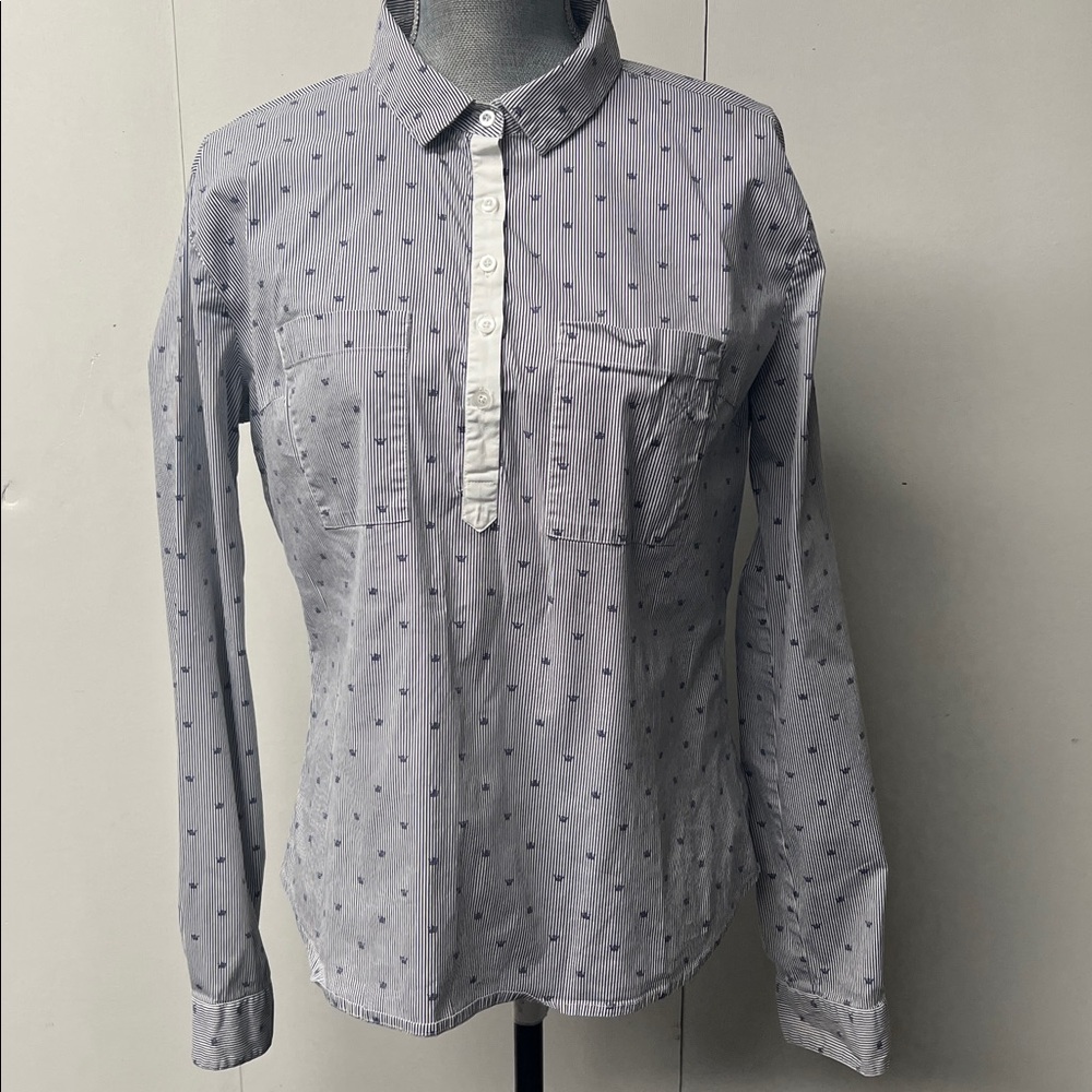 Horze Crescendo Equestrian themed long sleeve button front shirt.
